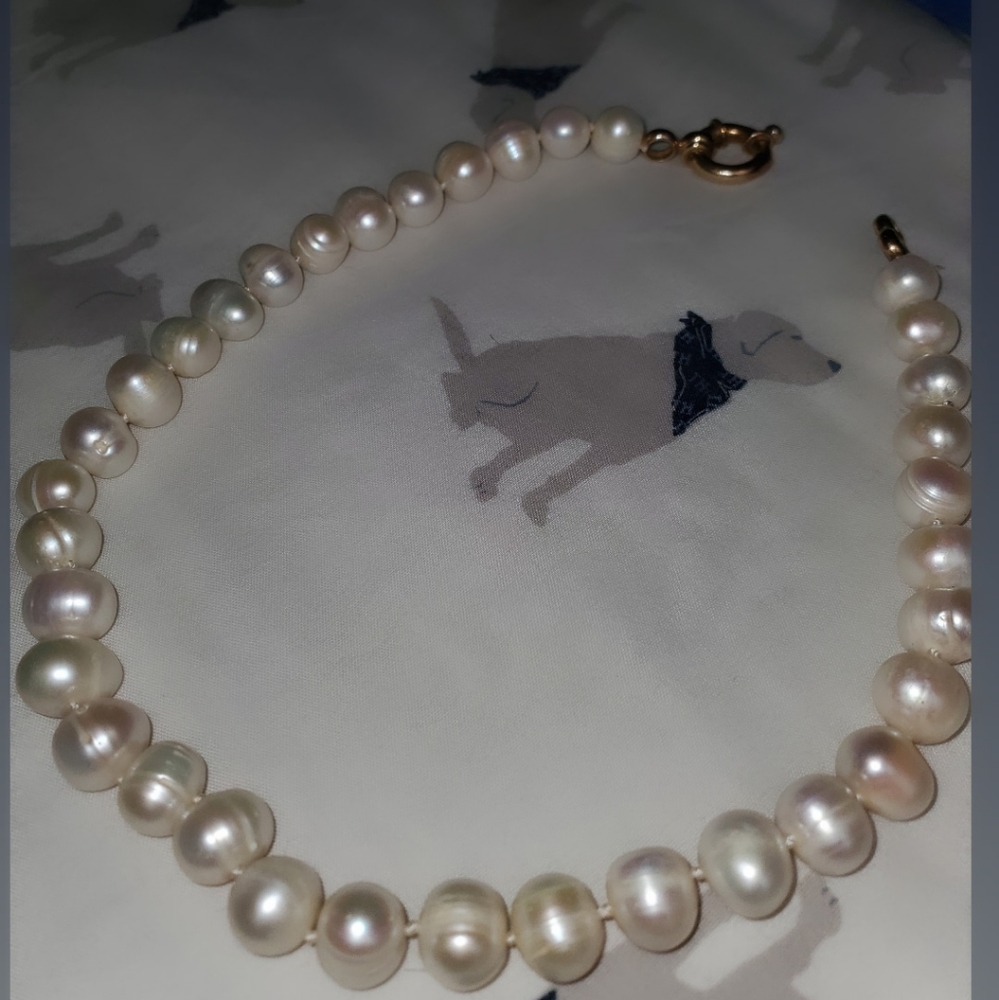 Pearl necklace